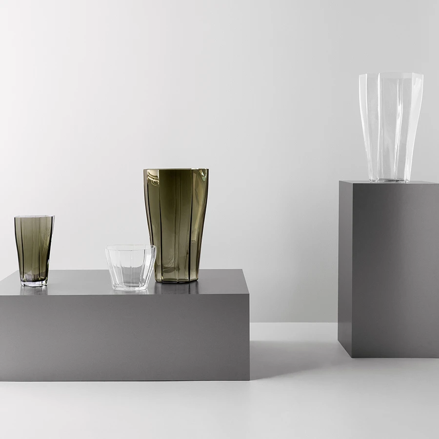 Reed Vase Moss Green Medium Add EngravingAdd Monogram 4 Reed Vase Moss Green Medium Add EngravingAdd Monogram - Image 4